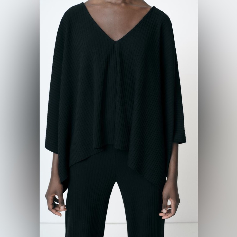ZARA Asymmetrical Ribbed Oversize Cape / Poncho Black Top M NWT